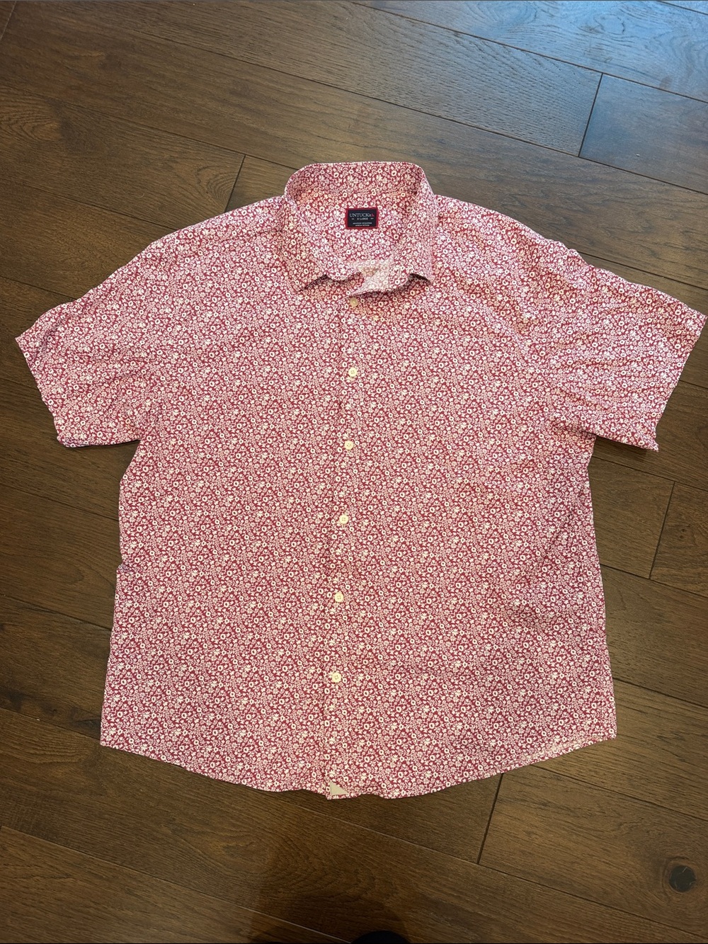 UNTUCKit Men's Performance Chaddsford Red Floral Shirt XL Slim Fit - C11-495